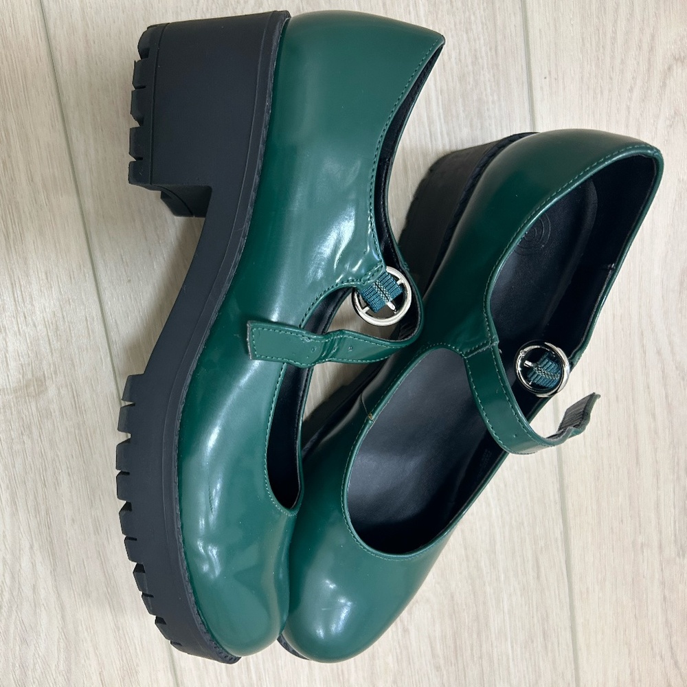 Urban Outfitters Daria Treaded Mary Jane - Picture 3 of 4